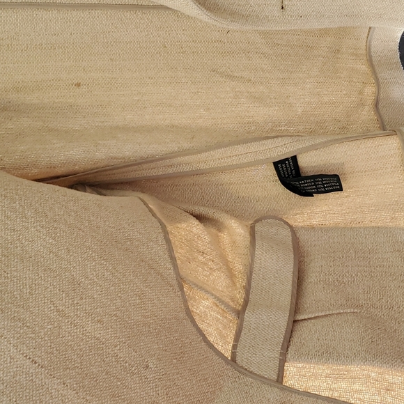 Effortless Chic: Ralph Lauren Black Blazer - Picture 5 of 11